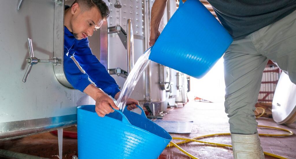 Nettoyage de cuves à double enveloppe : un enjeu crucial pour l'industrie alimentaire